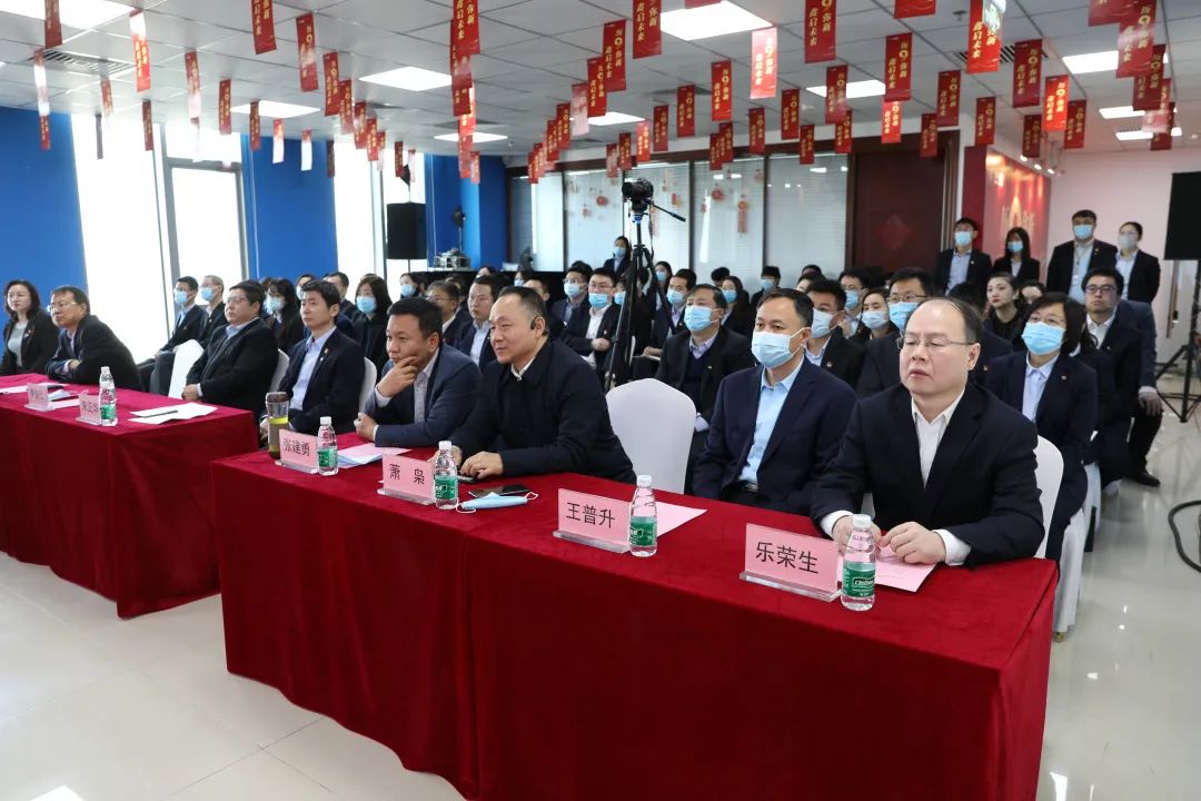 历9弥新 鑫启未来 | 做爱视频
成立9周年暨新做爱视频发布会 历9弥新 鑫启未来 | 做爱视频
成立9周年暨新做爱视频发布会